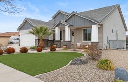 1448 BOOMERS Lp W, Santa Clara, UT 84765