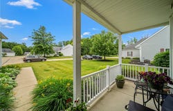 10707 Crossings Drive, Aurora, OH 44202