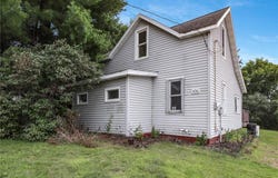 406 W Dallas Street, Dallas, WI 54733