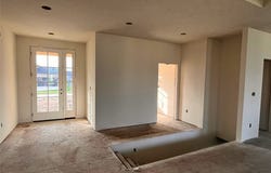 18048 Tanglewood Drive, Clive, IA 50325