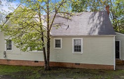 1512 Oxford Road, Henderson, NC 27536