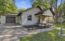 426 W Dunn Street, Monett, MO 65708