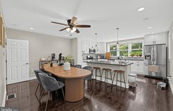 700 LIVEZEY Lane, PHILADELPHIA, PA 19128