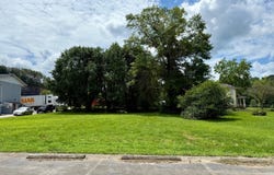 28 LUMBER Street, Beattyville, KY 41311