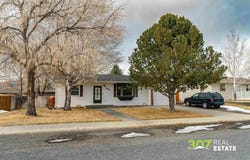 607 7th St, Cody, WY 82414