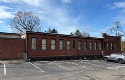111 Park View Ln, Wheeling, WV 26003