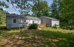7 Brickyard Drive, Litchfield, NH 03052