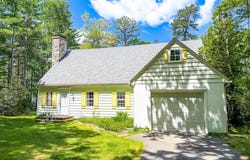 105 S Fairview Road, Tafton, PA 18464
