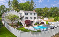 15 Creation Lane, York, ME 03909