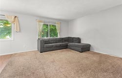 653 E 143rd Street, Burnsville, MN 55337