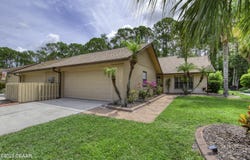 142 Sea Pines Circle, Daytona Beach, FL 32114