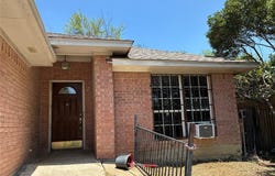 2716 18th Street, Fort Worth, TX 76106