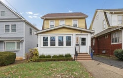 440 Brook Ave, Passaic City, NJ 07055-2445