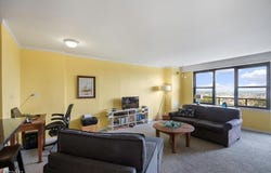 285 Aycrigg Ave, Passaic City, NJ 07055-3718