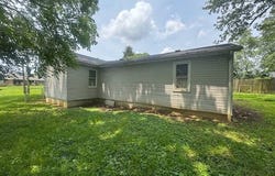1115  Newman St, Waverly, KY 42462