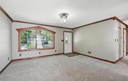 109 SE Brentwood Drive, Lee's Summit, MO 64063