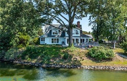 731 Flowering Field, White Stone, VA 22578