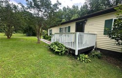 3768 Hillcroft Lane, Walkertown, NC 27051