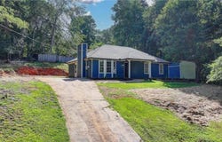 3208 Navajo Circle, Gainesville, GA 30501