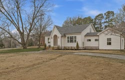 2005 Wood Street, Jonesboro, AR 72401