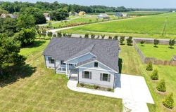 27212 CASTLE ROW, CAPE CHARLES, VA 23310