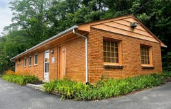 824 Iowa St, Salem, VA 24153
