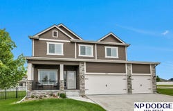 11623 111 Avenue, Papillion, NE 68046