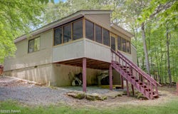 116 Rainbow Drive, Lackawaxen, PA 18435