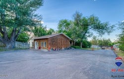 640 12th St W, Gillette, WY 82716