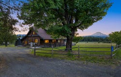 1353 Snowden RD, White Salmon, WA 98672