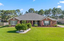 7237 Brinkley St, Navarre, FL 32566