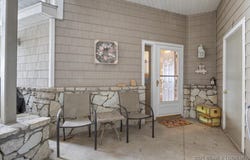 68 Lighthouse Road, Lake Ozark, MO 65049