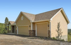 557 Highpoint Cir, Black Hawk, CO 80422