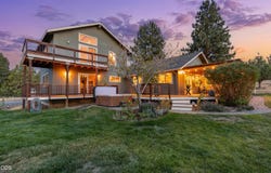59866 Calgary Loop, Bend, OR 97702