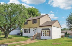 15 ROSE LANE, BURLINGTON, NJ 08016
