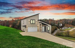 52 Temujin Drive, Leicester, NC 28748