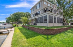 67592 95th Avenue, Dowagiac, MI 49047