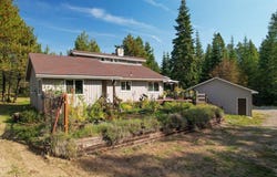 851 Balcom Rd, Newport, WA 99156