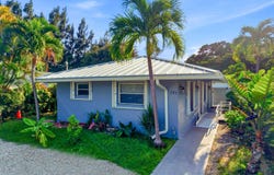 721 E Coast Avenue, Lantana, FL 33462