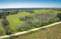 5940 Tenney Creek RD, Luling, TX 78648