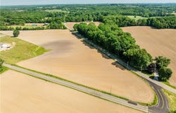Lafayette Drive NW, Canal Fulton, OH 44614