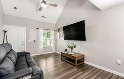 7198 Colonial Affair Drive, New Albany, OH 43054