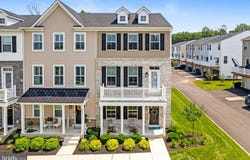 4811 LINCOLN ALLEY, PIPERSVILLE, PA 18947