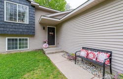 806 Grindle Drive SE, Lowell, MI 49331