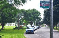 7181 W Wedgewood Dr, Milwaukee, WI 53220