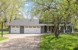 3645 Laurel Drive, Deephaven, MN 55391