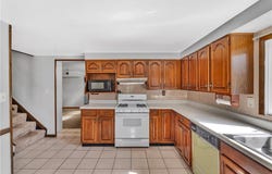 2750 Ohio St, Bethel Park, PA 15102