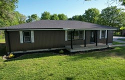 313 E Grant Street, Clever, MO 65631