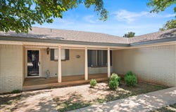 230 N 22nd Street, Slaton, TX 79364