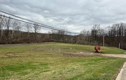 Howells Mill Rd, Ona, WV 25545